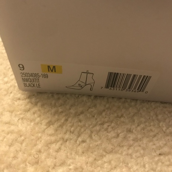 Nine West Boots - Picture 6 of 6